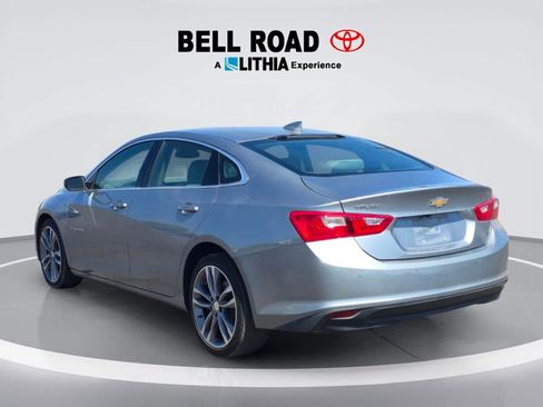 Used 2025 Chevrolet Malibu LT FWD image 4
