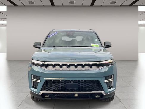 New 2026 Jeep Grand Wagoneer 4WD image 9