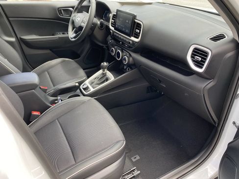 New 2026 Hyundai Venue SEL FWD image 28
