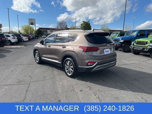 Used 2020 Hyundai Santa Fe SEL w/ Convenience Package image 3