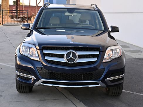 Used 2015 Mercedes-Benz GLK 350 2WD image 9