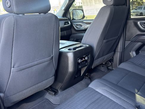Used 2023 Chevrolet Suburban LS image 19