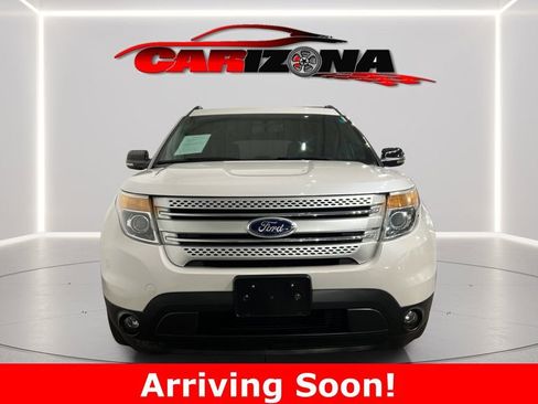 Used 2013 Ford Explorer XLT image 13