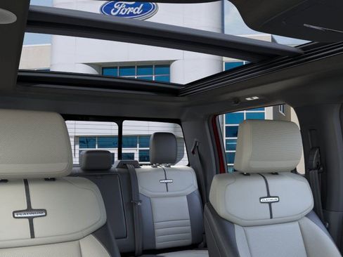 New 2023 Ford F150 Lightning Platinum image 44