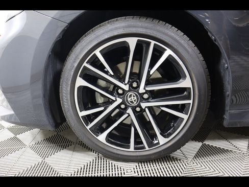 Used 2026 Toyota Camry XLE image 28