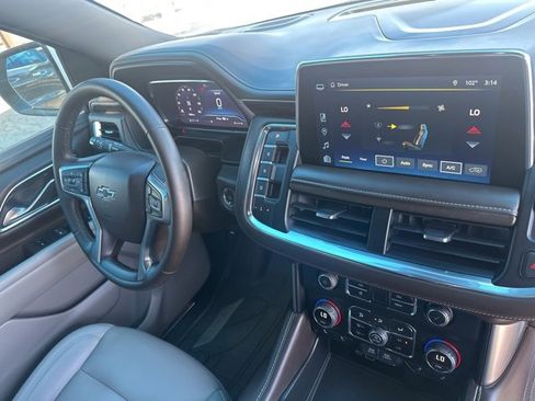 Used 2024 Chevrolet Tahoe Z71 w/ Luxury Package image 12