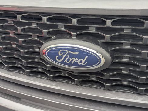 Used 2022 Ford F150 XL w/ STX Appearance Package image 12