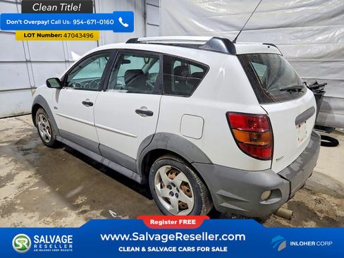 Used 2007 Pontiac Vibe w/ Sun And Sound Package FWD image 3