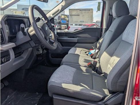 New 2026 Ford F250 XLT w/ XLT Premium Package image 15