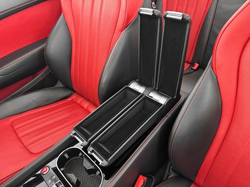 Used 2015 Bentley Continental GT image 27