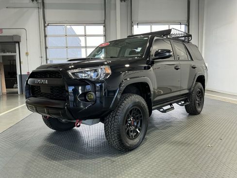 Used 2021 Toyota 4Runner Venture image 2