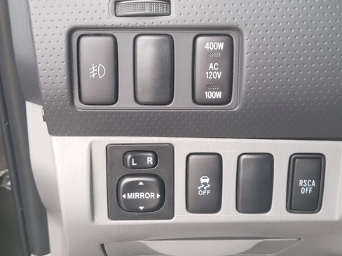 Used 2013 Toyota Tacoma 4x4 Double Cab w/ TRD Sport Pkg image 17