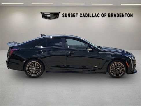 Certified 2024 Cadillac CT4 V Blackwing w/ Carbon Fiber 1 Package RWD image 3