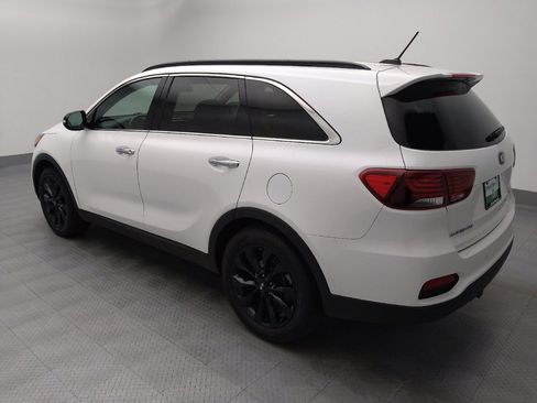 Used 2019 Kia Sorento S FWD image 3