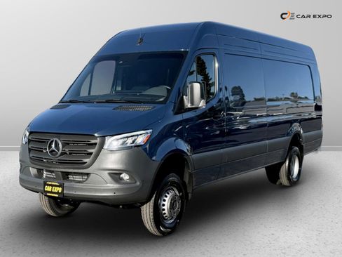 Used 2024 Mercedes-Benz Sprinter 3500 image 18
