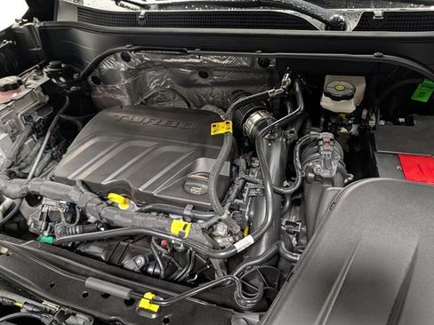 New 2026 Chevrolet Trax LT w/ LT Convenience Package FWD image 24