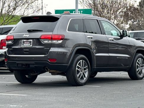 Used 2021 Jeep Grand Cherokee Limited w/ Trailer Tow Group IV image 5