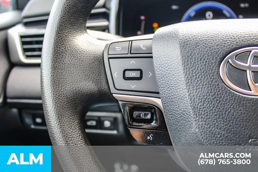 Used 2025 Toyota Camry LE FWD image 24