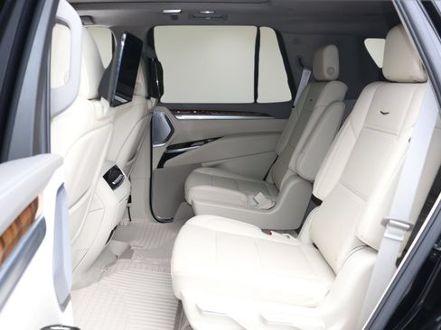 Certified 2025 Cadillac Escalade Sport Platinum RWD image 12