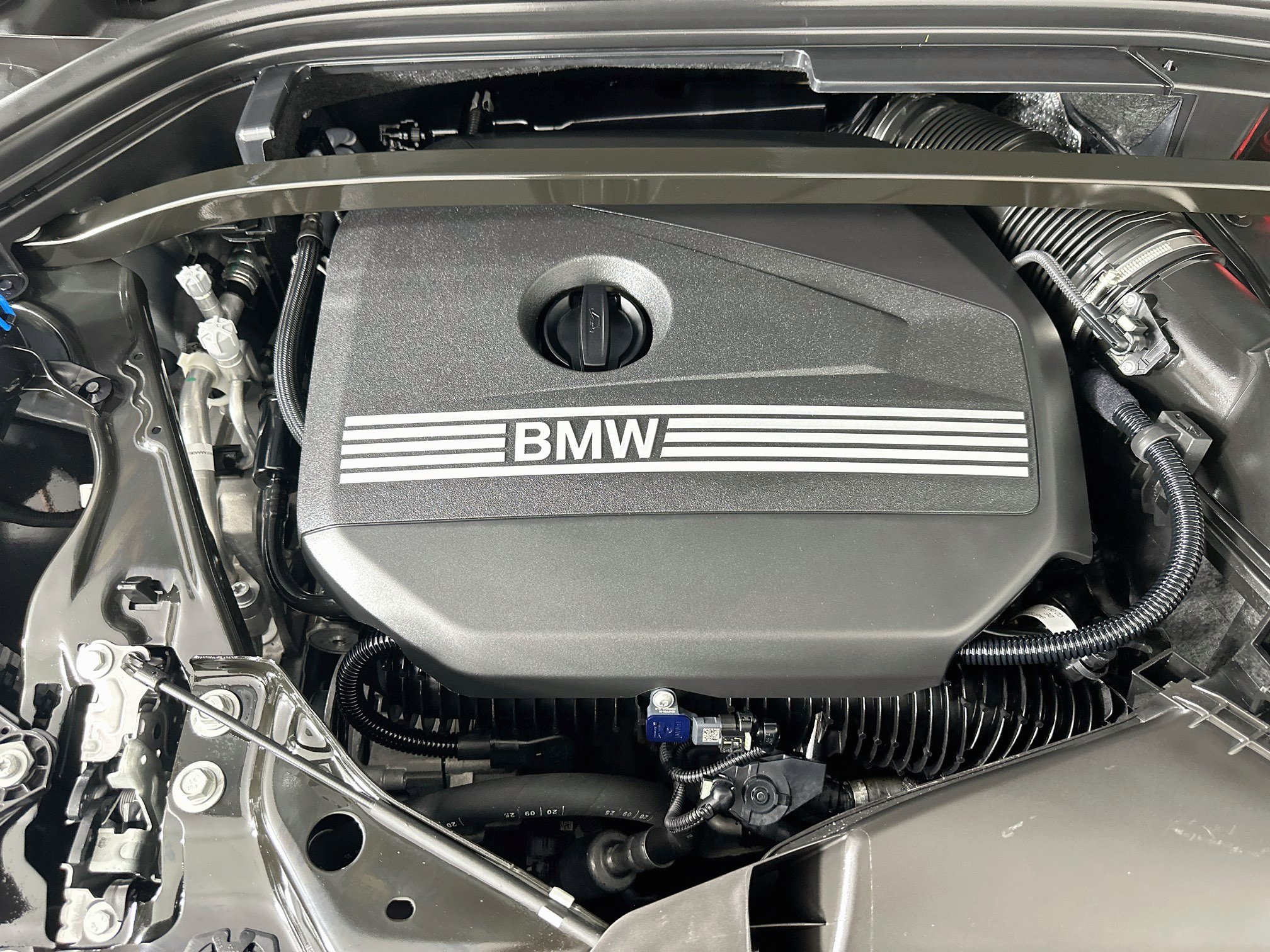 Used 2026 BMW X2 xDrive28i AWD/4WD image 34