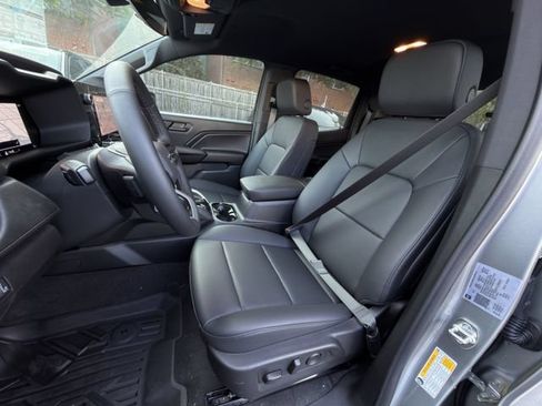 New 2026 Chevrolet Colorado Trail Boss AWD/4WD image 18