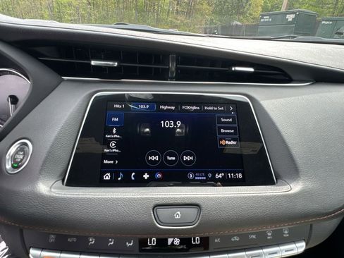 Used 2022 Cadillac XT4 Sport w/ Comfort Package FWD image 26
