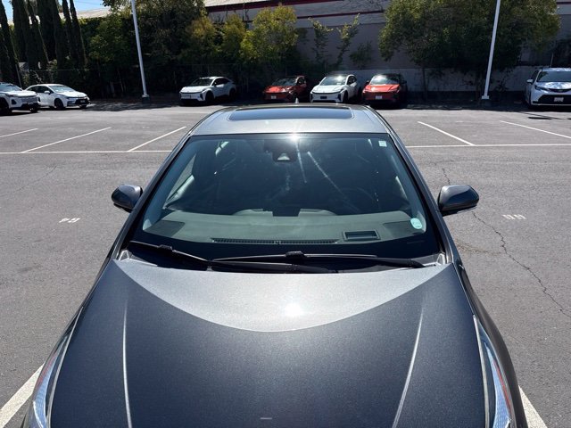 Certified 2017 Toyota Prius Four w/ Advanced Technology Package FWD image 8