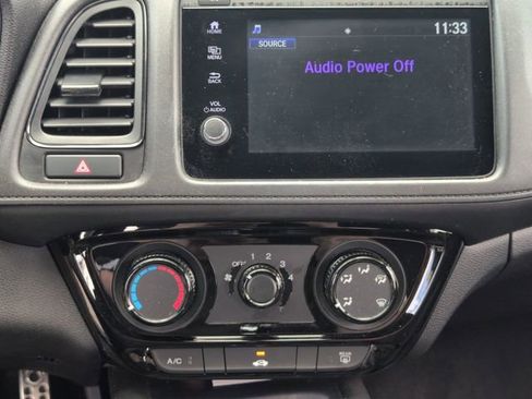 Used 2021 Honda HR-V Sport image 15