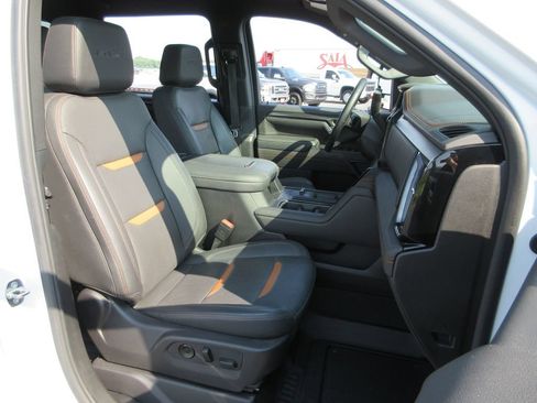 Certified 2024 GMC Sierra 2500 AT4 AWD/4WD image 25