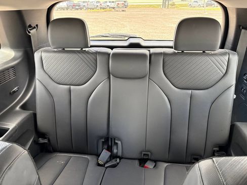 Used 2025 Hyundai Palisade SEL FWD image 14