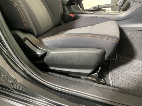 Used 2023 Subaru Crosstrek 2.0i Premium AWD/4WD image 23