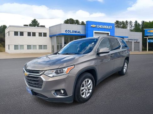 Used 2018 Chevrolet Traverse LT image 1
