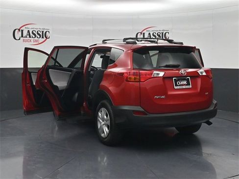Used 2014 Toyota RAV4 LE image 33