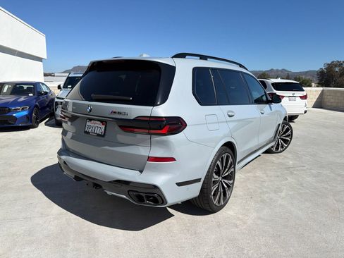 Used 2025 BMW X7 M60i AWD/4WD image 4