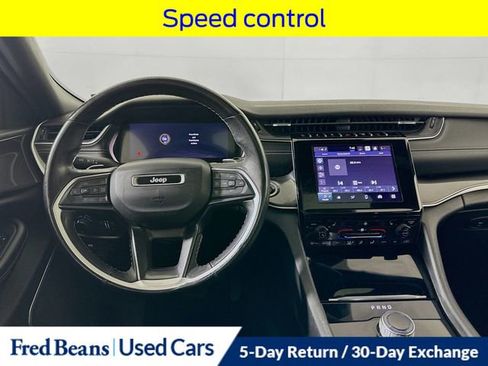 Used 2022 Jeep Grand Cherokee L Laredo AWD/4WD image 28