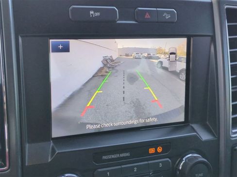 Used 2022 Ford F250 XLT w/ XLT Value Package image 27