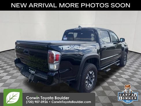 Used 2023 Toyota Tacoma TRD Off-Road w/ Technology Package AWD/4WD image 8