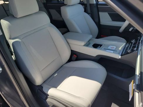 New 2027 Hyundai Santa Fe SE FWD image 20