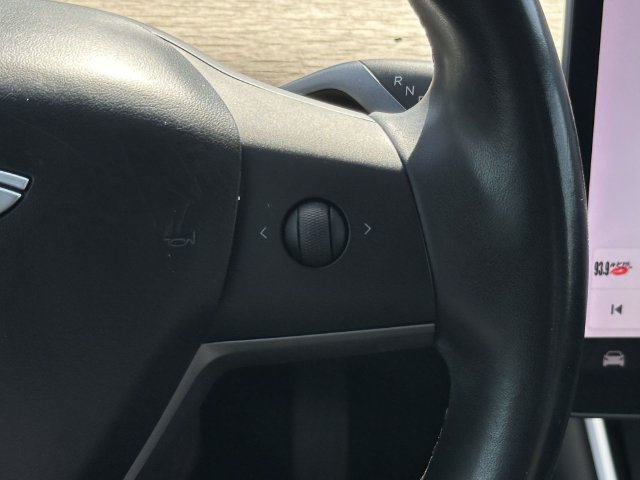 Used 2018 Tesla Model 3 Long Range RWD image 25