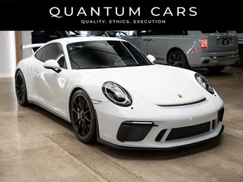 Used 2018 Porsche 911 GT3 RWD image 8