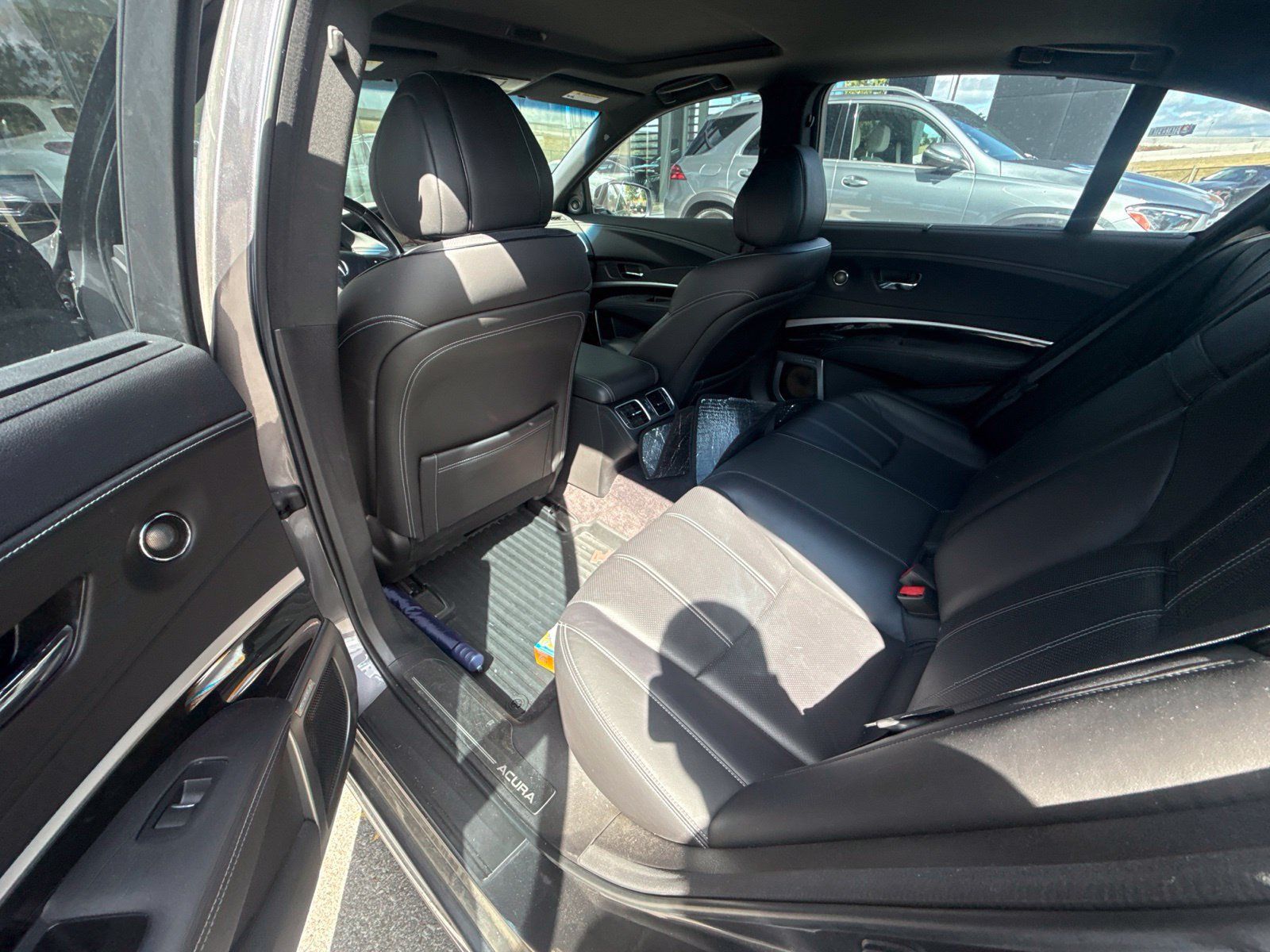 Used 2018 Acura RLX w/ Advance Package AWD/4WD image 12