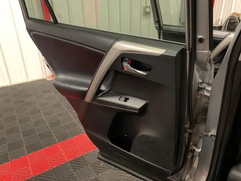 Used 2017 Toyota RAV4 XLE image 32