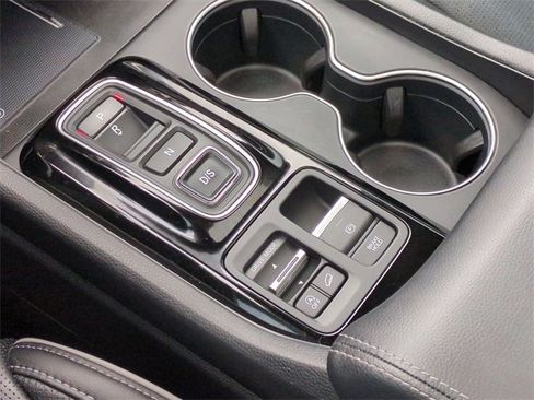 Used 2023 Honda Pilot Elite image 17