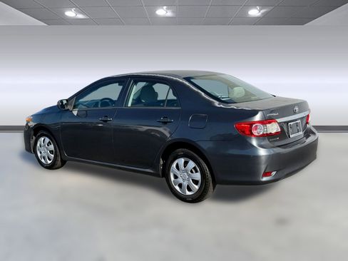 Used 2012 Toyota Corolla L image 3