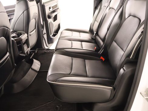 Used 2025 RAM 1500 Laramie w/ Laramie Southwest Edition AWD/4WD image 13