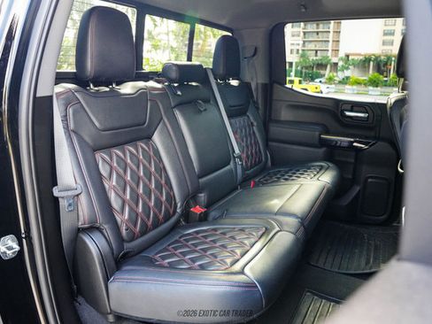 Used 2021 GMC Sierra 1500 SLT w/ SLT Premium Plus Package image 36