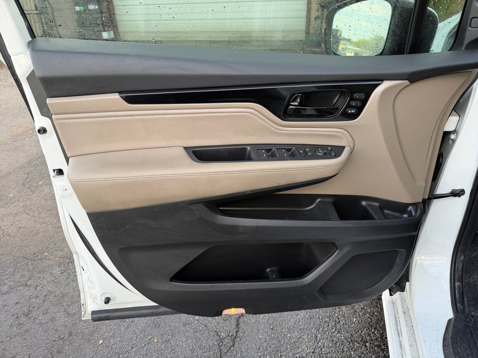Used 2022 Honda Odyssey Elite image 19