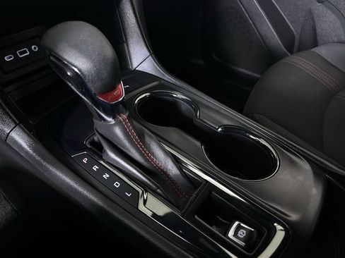 Used 2024 Chevrolet Equinox RS FWD image 16