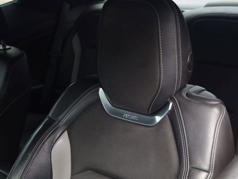 Used 2019 Chevrolet Camaro SS RWD image 25