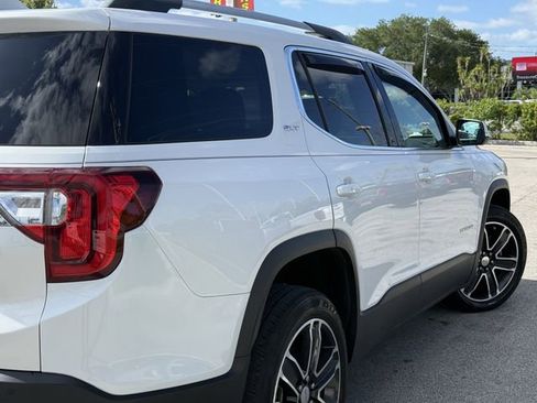 Used 2020 GMC Acadia SLT w/ Driver Alert Package II FWD image 7